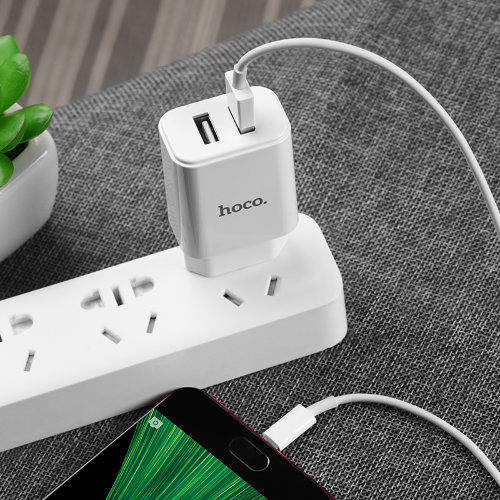 Сетевой адаптер hoco C62A Victoria dual port charger set(Micro)(EU) - Белый